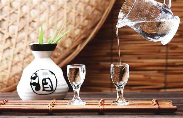 中秋酒禮丨月已滿，杯莫空，佳節(jié)有酒萬事足！509.jpg